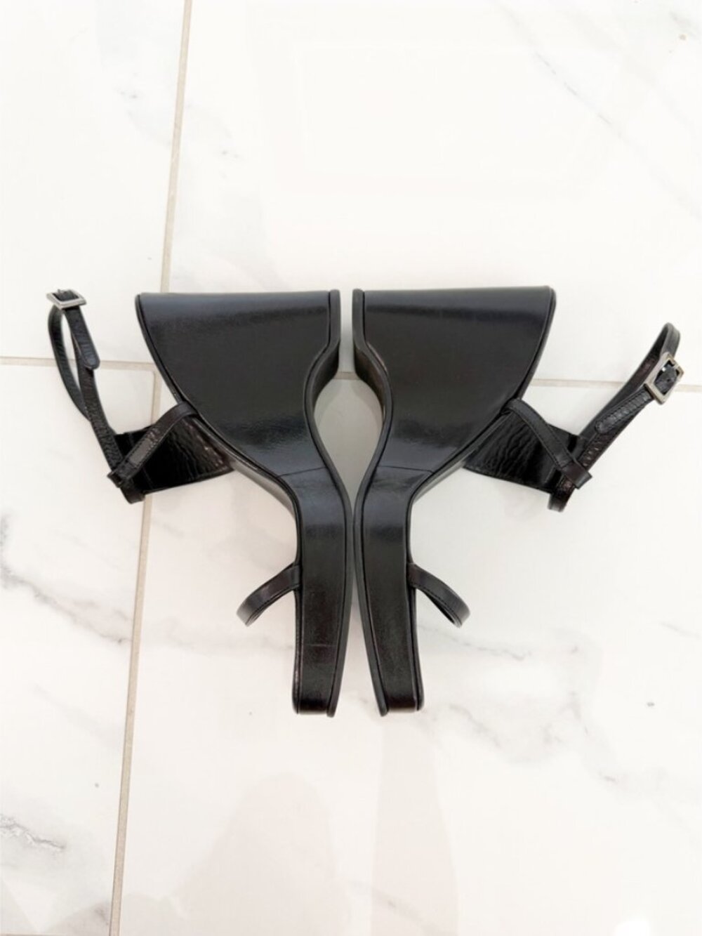 Gucci Black Leather Slingback Sandals Women's Size: 6 - Picture 5 of 13